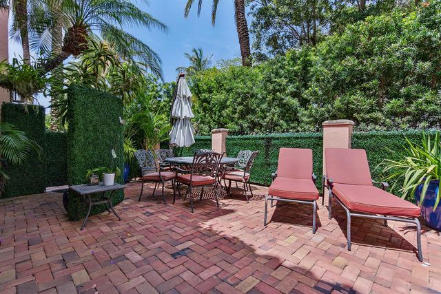 31 SE 10th Avenue, Fort Lauderdale, FL 33301