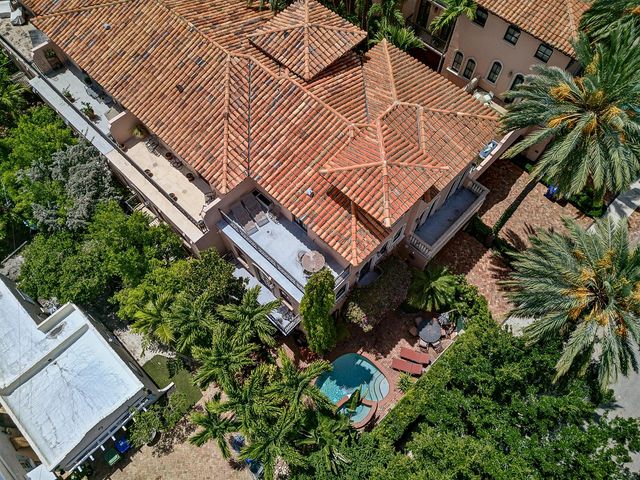31 SE 10th Avenue, Fort Lauderdale, FL 33301