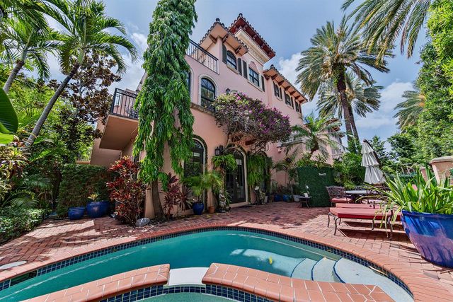 31 SE 10th Avenue, Fort Lauderdale, FL 33301