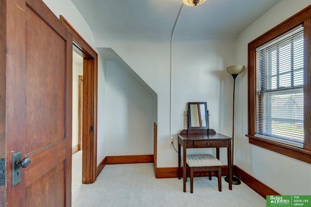 1774 S 9th Street, Omaha, NE 68108