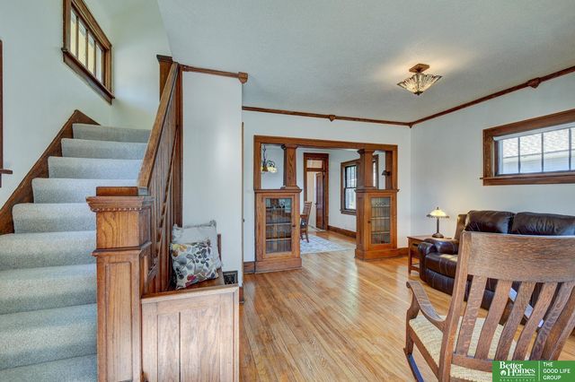 1774 S 9th Street, Omaha, NE 68108