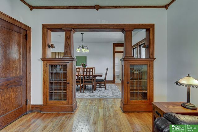 1774 S 9th Street, Omaha, NE 68108