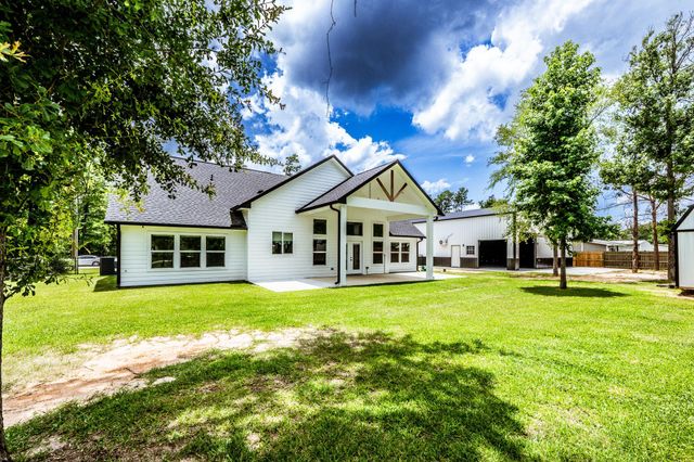 164 Braford, Onalaska, TX 77360