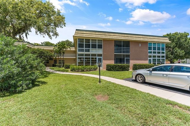 3 Vista Gardens Trail 106, Vero Beach, FL 32962