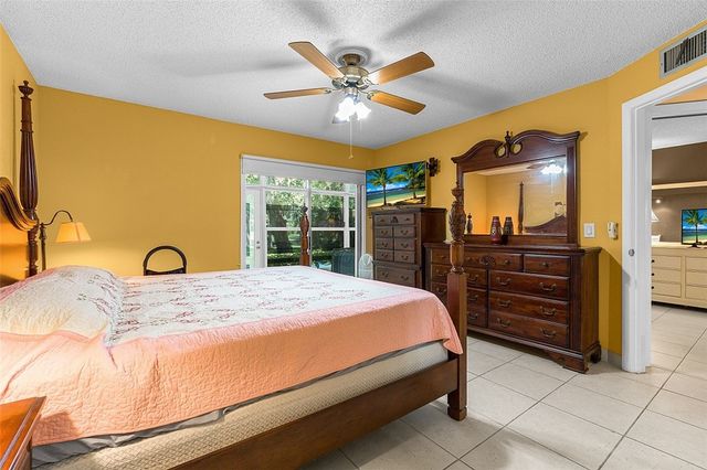 3 Vista Gardens Trail 106, Vero Beach, FL 32962