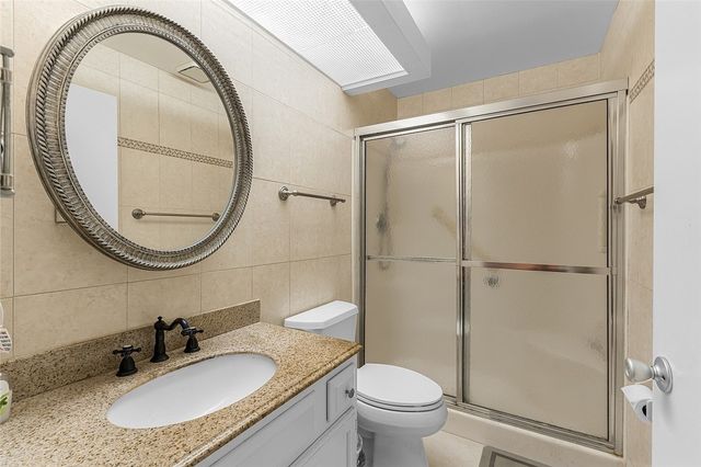 3 Vista Gardens Trail 106, Vero Beach, FL 32962