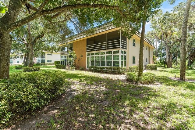 3 Vista Gardens Trail 106, Vero Beach, FL 32962