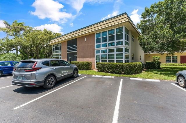 3 Vista Gardens Trail 106, Vero Beach, FL 32962