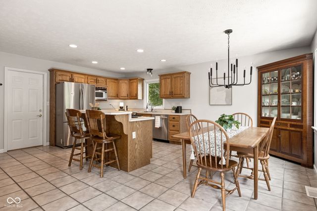 1005 Morse Landing Drive, Cicero, IN 46034