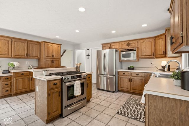 1005 Morse Landing Drive, Cicero, IN 46034