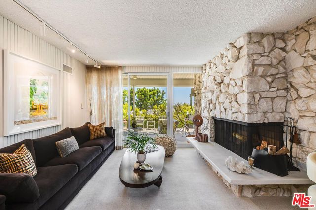 1331 Casiano Road, Los Angeles, CA 90049