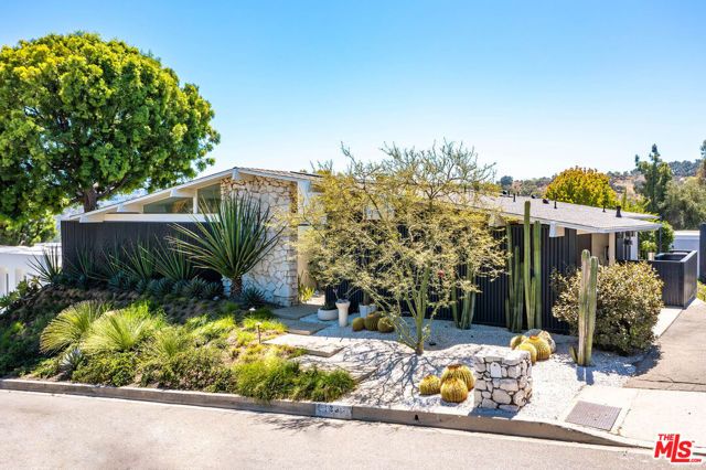 1331 Casiano Road, Los Angeles, CA 90049