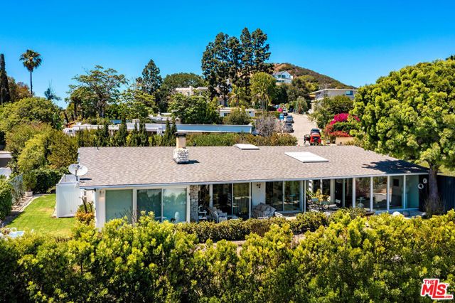 1331 Casiano Road, Los Angeles, CA 90049