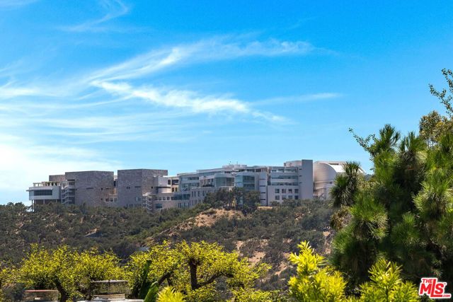 1331 Casiano Road, Los Angeles, CA 90049
