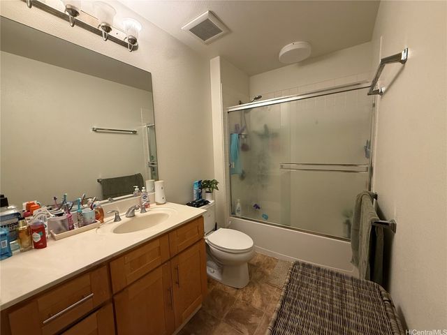 91-1013 Kamaaha Avenue 302, Kapolei, HI 96707