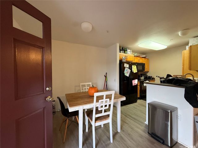 91-1013 Kamaaha Avenue 302, Kapolei, HI 96707