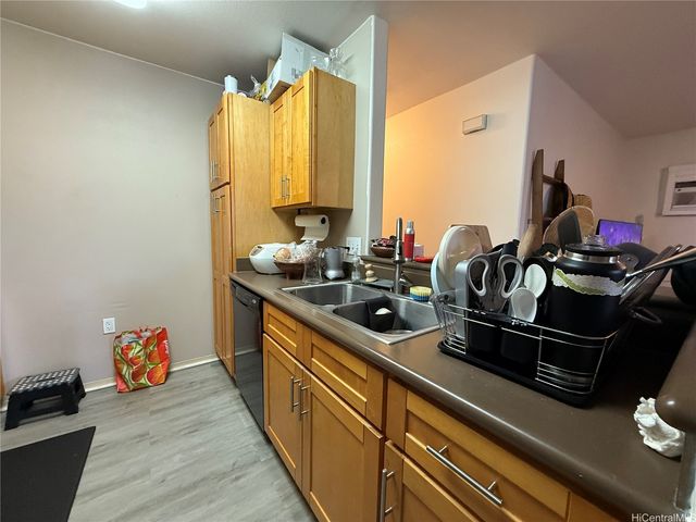 91-1013 Kamaaha Avenue 302, Kapolei, HI 96707