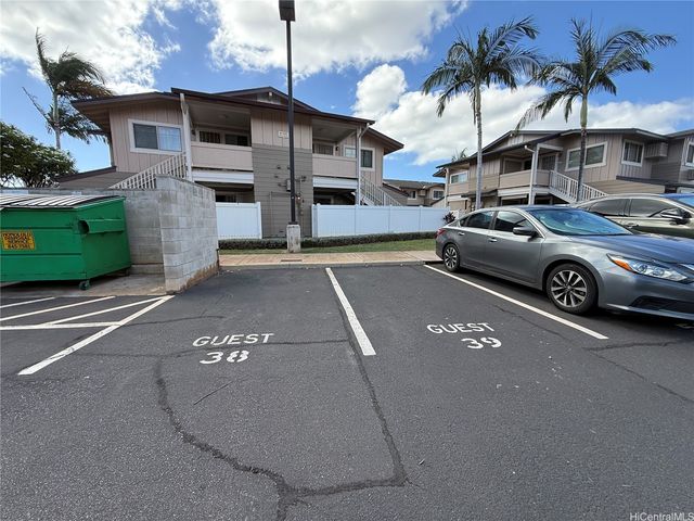 91-1013 Kamaaha Avenue 302, Kapolei, HI 96707