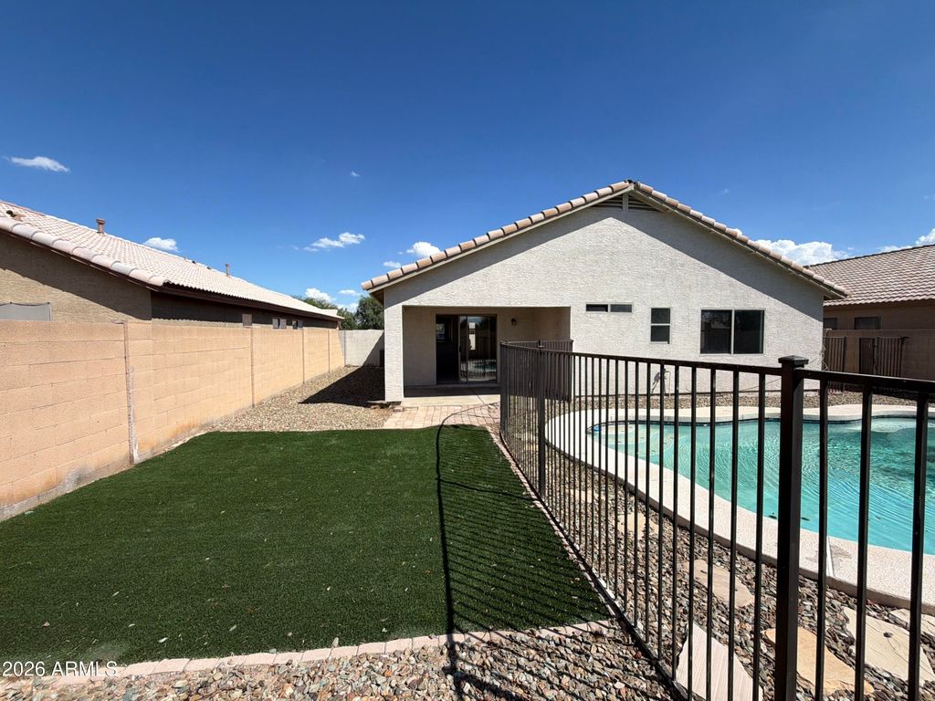 5910 N 78TH Drive, Glendale, AZ 85303 — photo 5