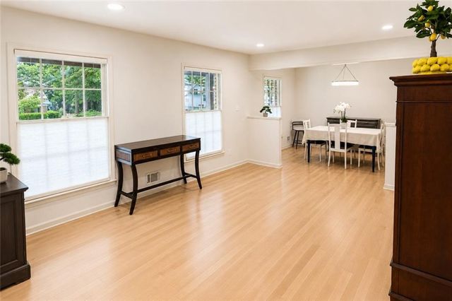 381 Chicopee Drive NE, Marietta, GA 30060