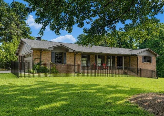 381 Chicopee Drive NE, Marietta, GA 30060