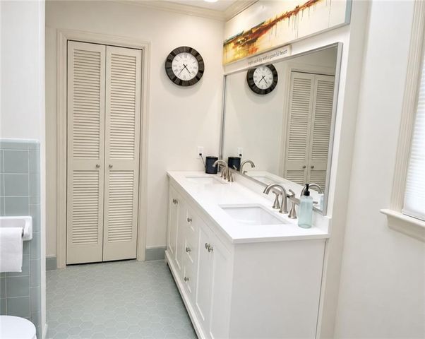 381 Chicopee Drive NE, Marietta, GA 30060