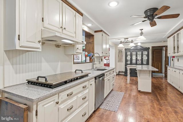 122 BROOKSIDE DR, Feasterville Trevose, PA 19053
