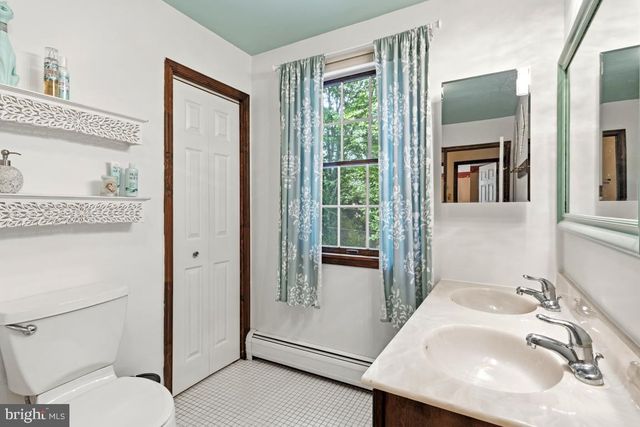 122 BROOKSIDE DR, Feasterville Trevose, PA 19053