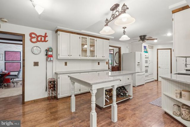 122 BROOKSIDE DR, Feasterville Trevose, PA 19053