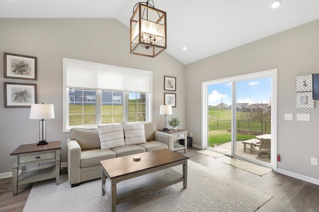 14728 River Hills Parkway, Dayton, MN 55327