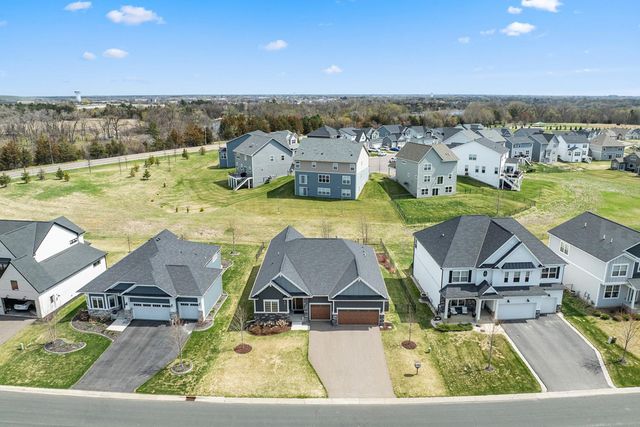 14728 River Hills Parkway, Dayton, MN 55327