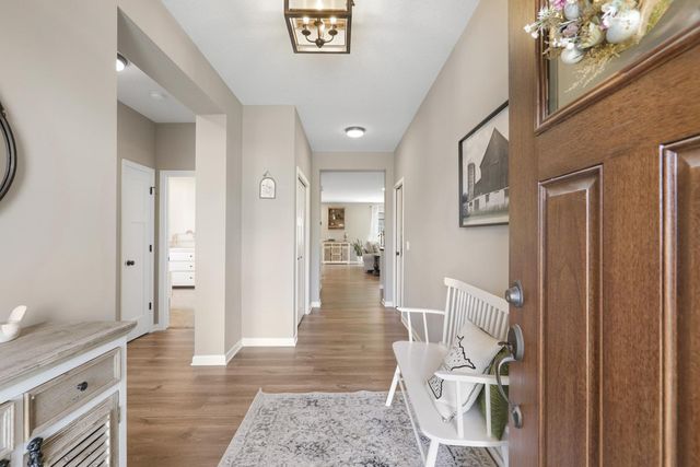 14728 River Hills Parkway, Dayton, MN 55327