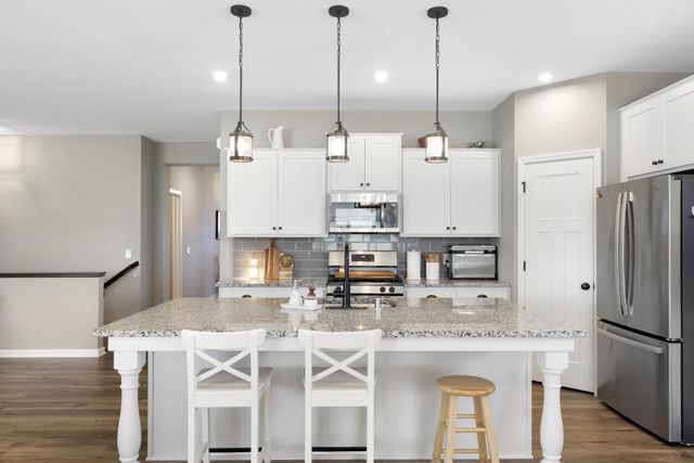 14728 River Hills Parkway, Dayton, MN 55327