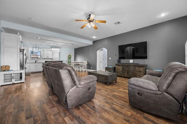 400 First Pentecostal Church Road, Longville, LA 70652