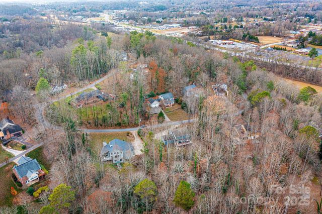 252 Deerfield Street SE, Lenoir, NC 28645