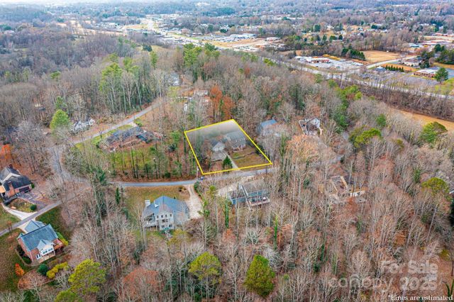 252 Deerfield Street SE, Lenoir, NC 28645