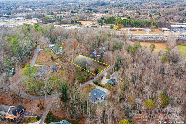 252 Deerfield Street SE, Lenoir, NC 28645