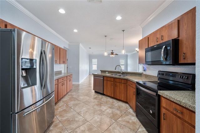 8653 PEBBLEBROOKE WAY, Lakeland, FL 33810