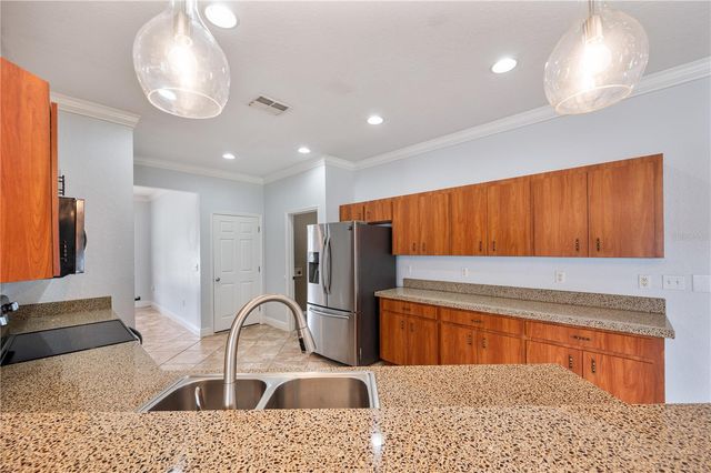 8653 PEBBLEBROOKE WAY, Lakeland, FL 33810