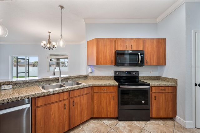 8653 PEBBLEBROOKE WAY, Lakeland, FL 33810