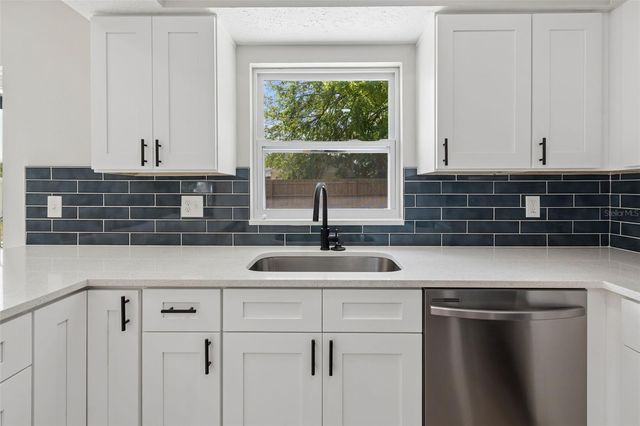 5522 PENTAIL CIRCLE, Tampa, FL 33625