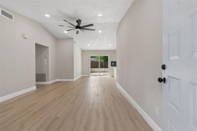 5522 PENTAIL CIRCLE, Tampa, FL 33625