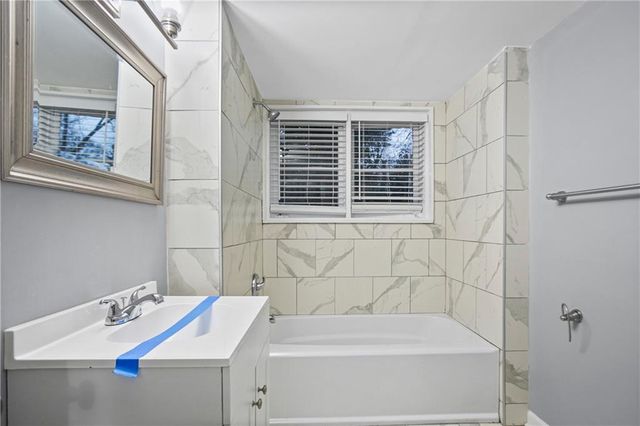 141 Fairview Drive, Fairburn, GA 30213