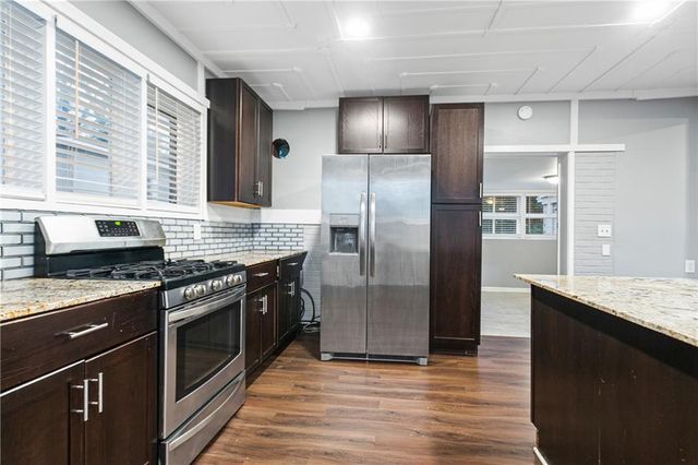 141 Fairview Drive, Fairburn, GA 30213