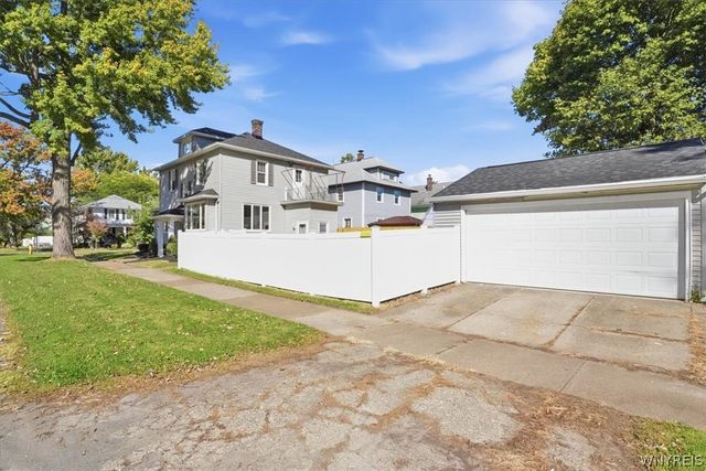 369 Stanley Street, North Tonawanda, NY 14120