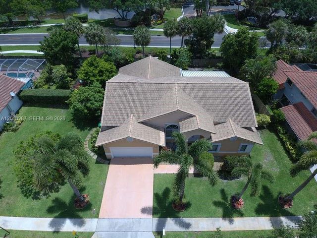 1231 SW 102nd Ave, Pembroke Pines, FL 33025