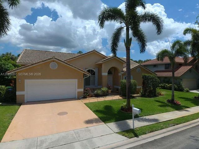1231 SW 102nd Ave, Pembroke Pines, FL 33025