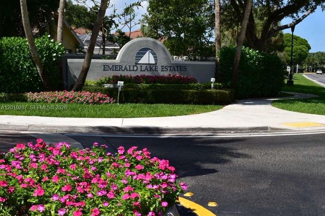1231 SW 102nd Ave, Pembroke Pines, FL 33025