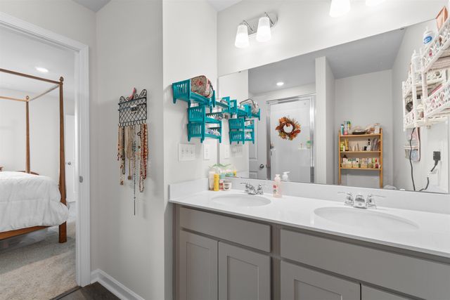 32 Cape Point Dr., Conway, SC 29527