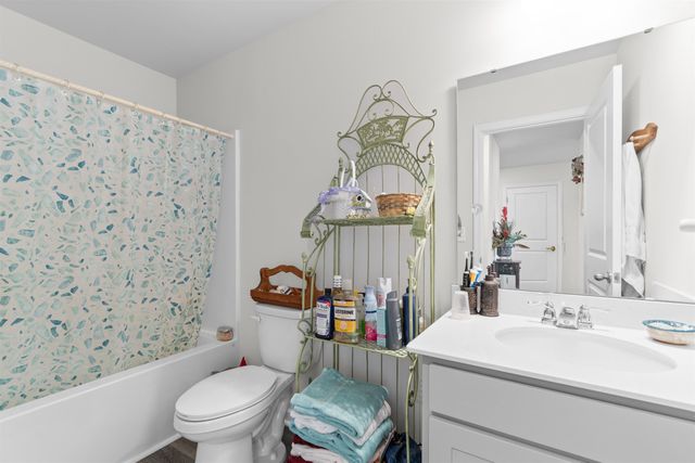 32 Cape Point Dr., Conway, SC 29527